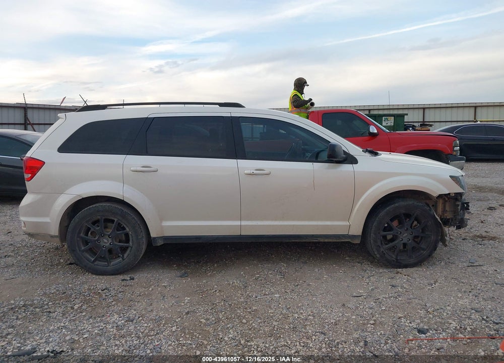 2018 DODGE JOURNEY SXT VIN: 3C4PDCBB1JT172531
