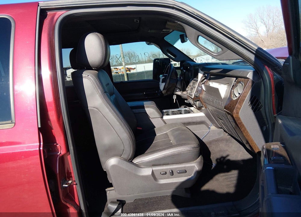 2015 FORD F-250 LARIAT VIN: 1FT7W2BTXFEC11833