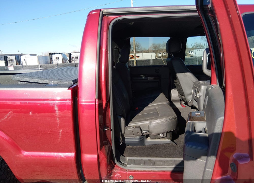 2015 FORD F-250 LARIAT VIN: 1FT7W2BTXFEC11833