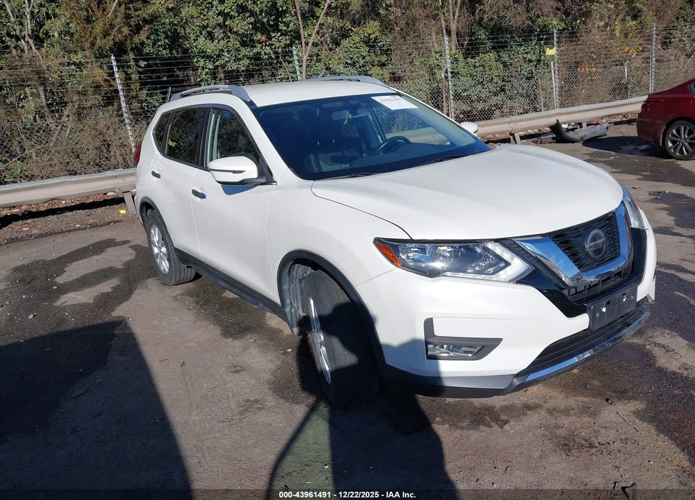 2018 NISSAN ROGUE SV VIN: JN8AT2MV4JW350618