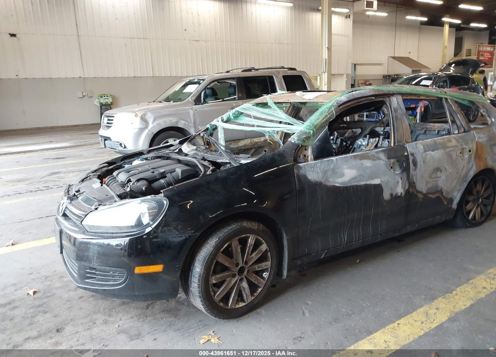 2012 VOLKSWAGEN JETTA SPORTWAGEN 2.5L SE VIN: 3VWPP7AJ2CM627890