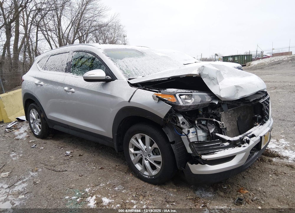 2019 HYUNDAI TUCSON VALUE VIN: KM8J33A40KU996230