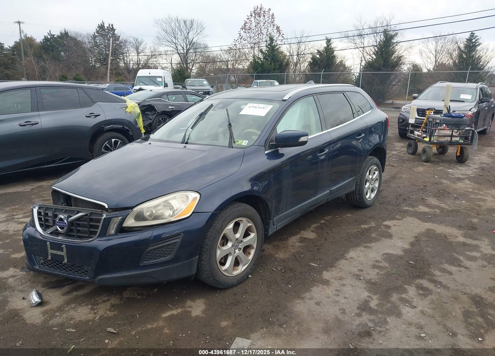 2013 VOLVO XC60 3.2 PREMIER VIN: YV4940DZ4D2367933