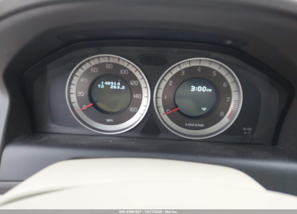 2013 VOLVO XC60 3.2 PREMIER VIN: YV4940DZ4D2367933