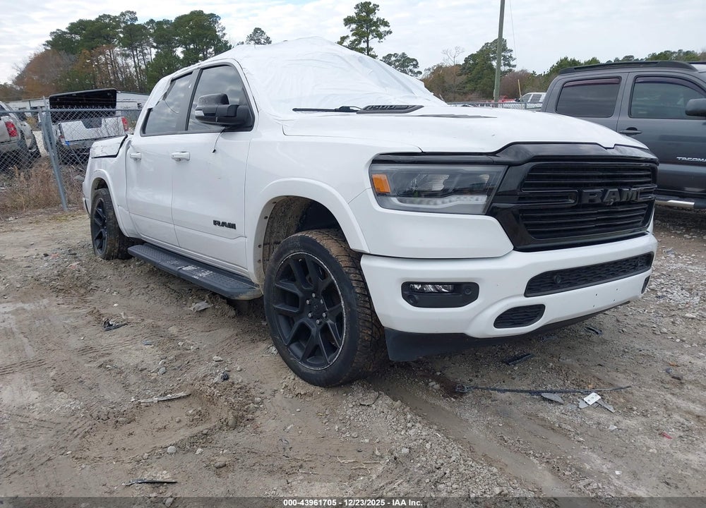 2021 RAM 1500 LAIE  4X4 5'7 BOX VIN: 1C6SRFJT1MN685765