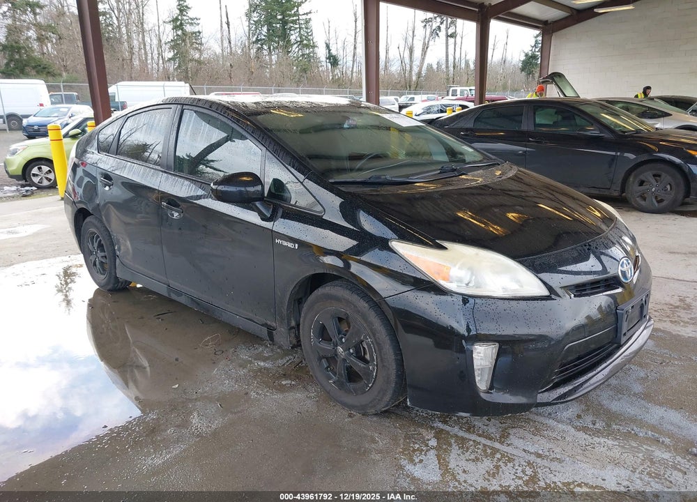 2013 TOYOTA PRIUS TWO VIN: JTDKN3DU9D5585310
