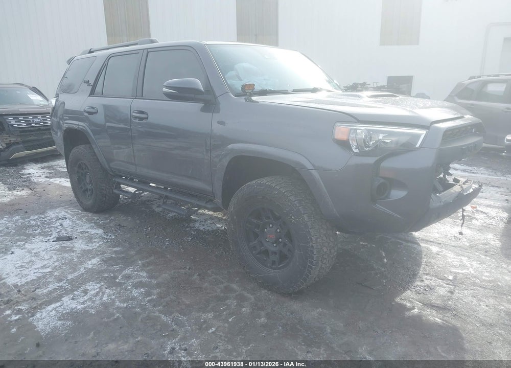 2021 TOYOTA 4RUNNER TRD OFF ROAD PREMIUM VIN: JTERU5JR1M5913831