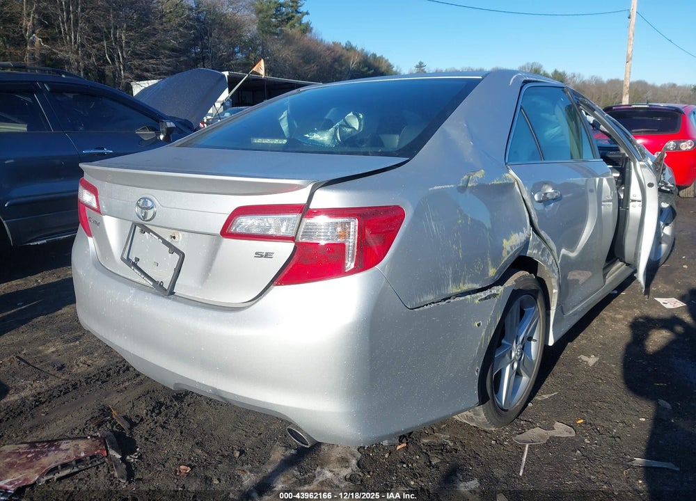 2012 TOYOTA CAMRY SE VIN: 4T1BF1FK0CU098526
