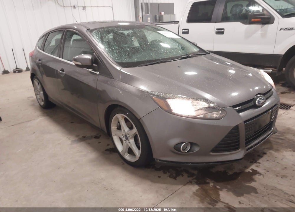 2014 FORD FOCUS TITANIUM VIN: 1FADP3N24EL436502