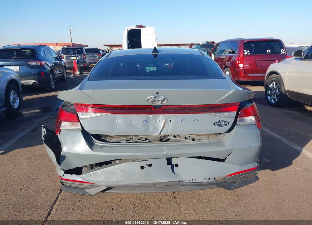2022 HYUNDAI ELANTRA SEL VIN: KMHLS4AG1NU323219