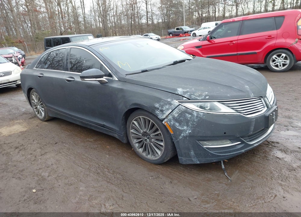 2014 LINCOLN MKZ VIN: 3LN6L2GK3ER822556