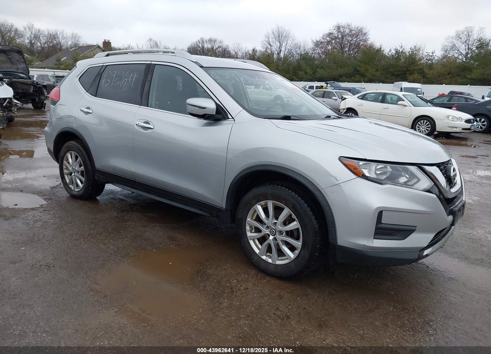 2017 NISSAN ROGUE SV VIN: JN8AT2MV5HW252367
