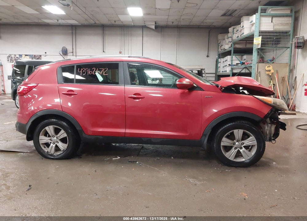 2011 KIA SPORTAGE LX VIN: KNDPBCA27B7027071