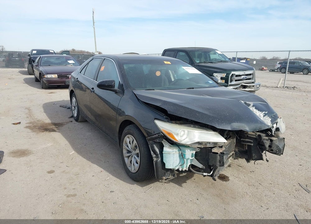 2016 TOYOTA CAMRY LE VIN: 4T4BF1FK9GR560593