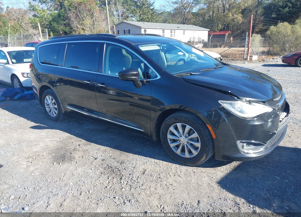 2017 CHRYSLER PACIFICA TOURING-L VIN: 2C4RC1BG1HR759448