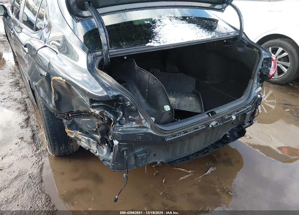 2025 TOYOTA CAMRY SE VIN: 4T1DAACK0SU117070