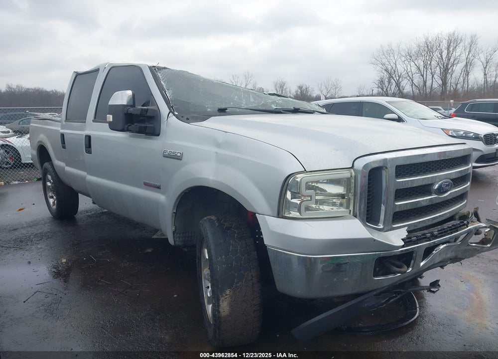 2005 FORD F-250 LARIAT/XL/XLT VIN: 1FTSW21P35EA00647