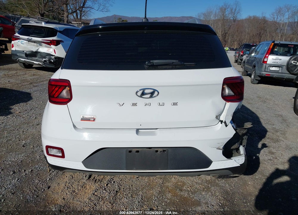 2023 HYUNDAI VENUE LIMITED VIN: KMHRC8A34PU252970