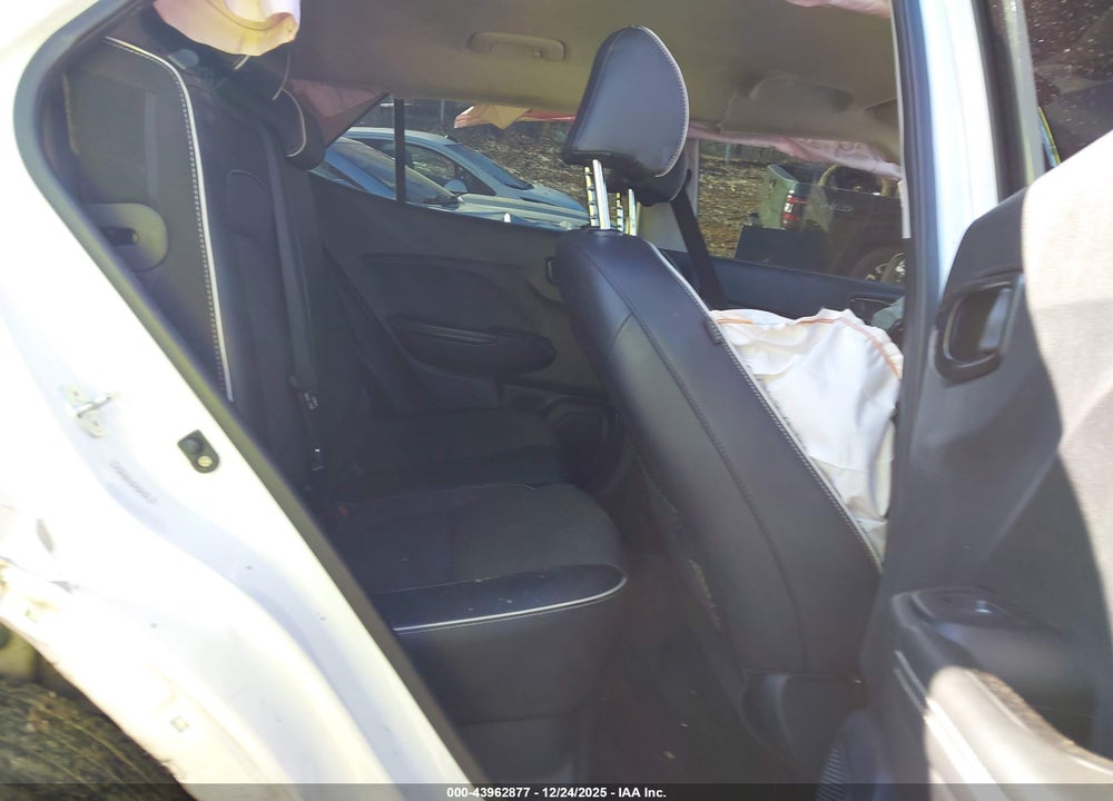 2023 HYUNDAI VENUE LIMITED VIN: KMHRC8A34PU252970