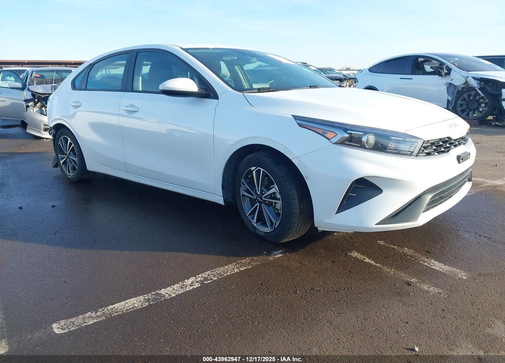 2023 KIA FORTE LXS VIN: 3KPF24AD8PE643906