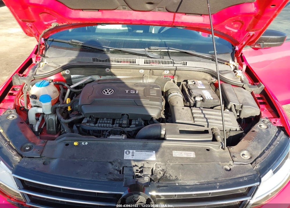 2017 VOLKSWAGEN JETTA 1.8T SPORT VIN: 3VWD17AJXHM402175