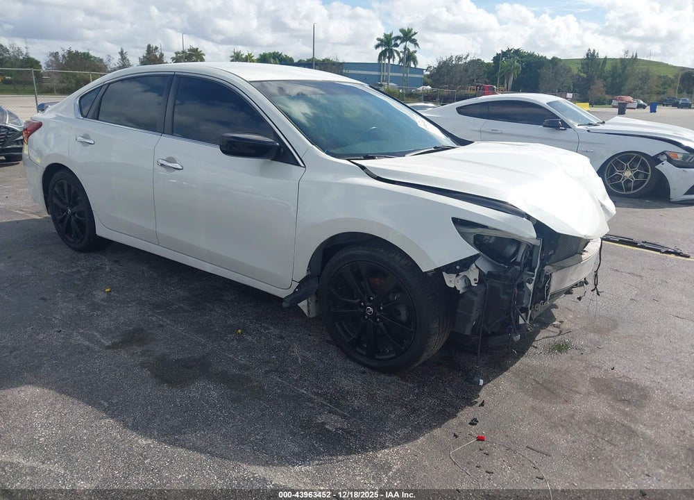 2017 NISSAN ALTIMA 2.5 SR VIN: 1N4AL3AP8HC274801