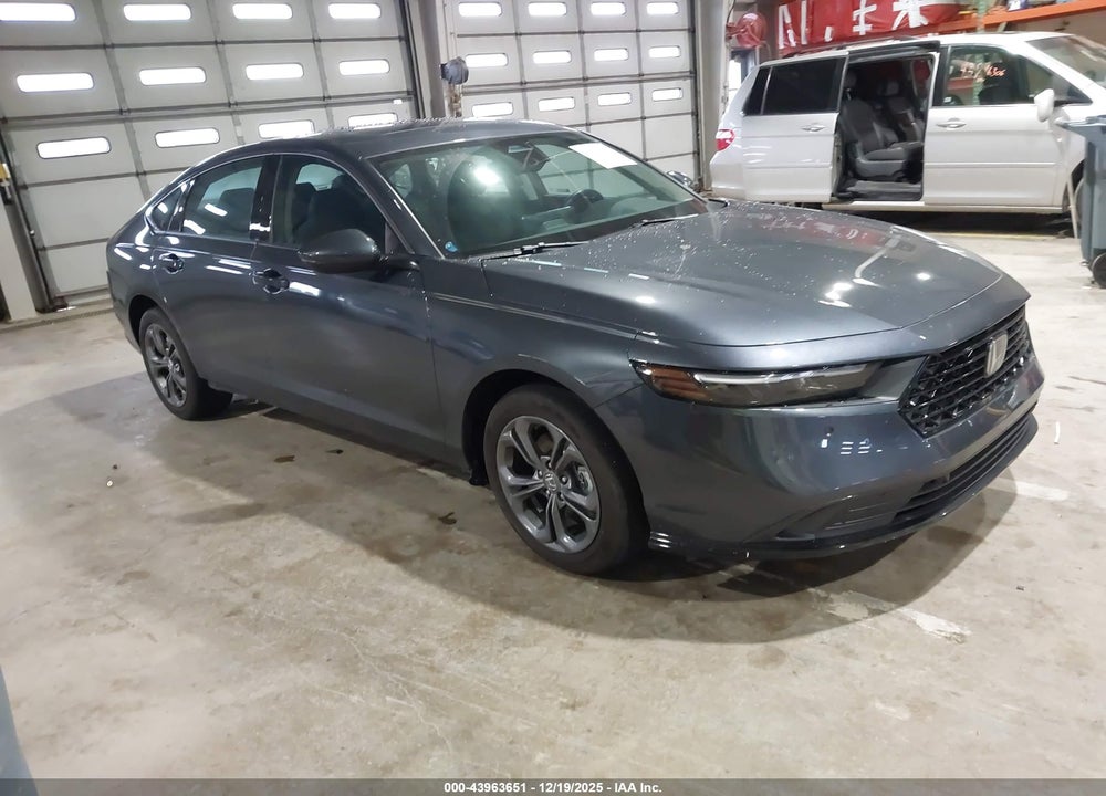2025 HONDA ACCORD HYBRID EX-L VIN: 1HGCY2F65SA014942