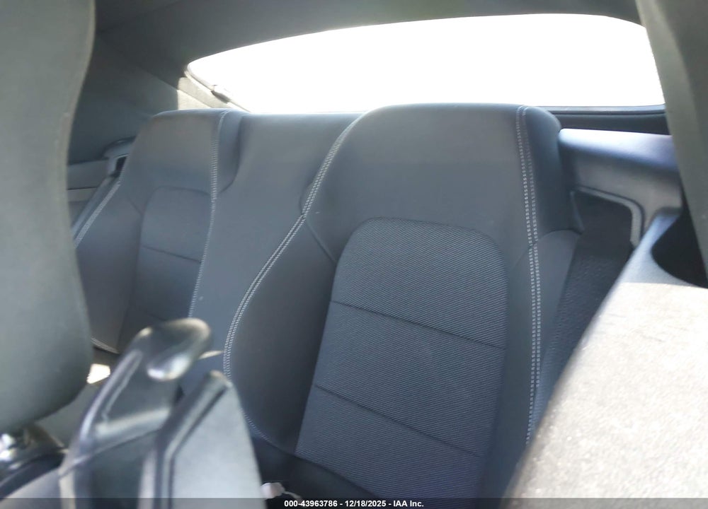 2017 FORD MUSTANG V6 VIN: 1FATP8EM4H5297006