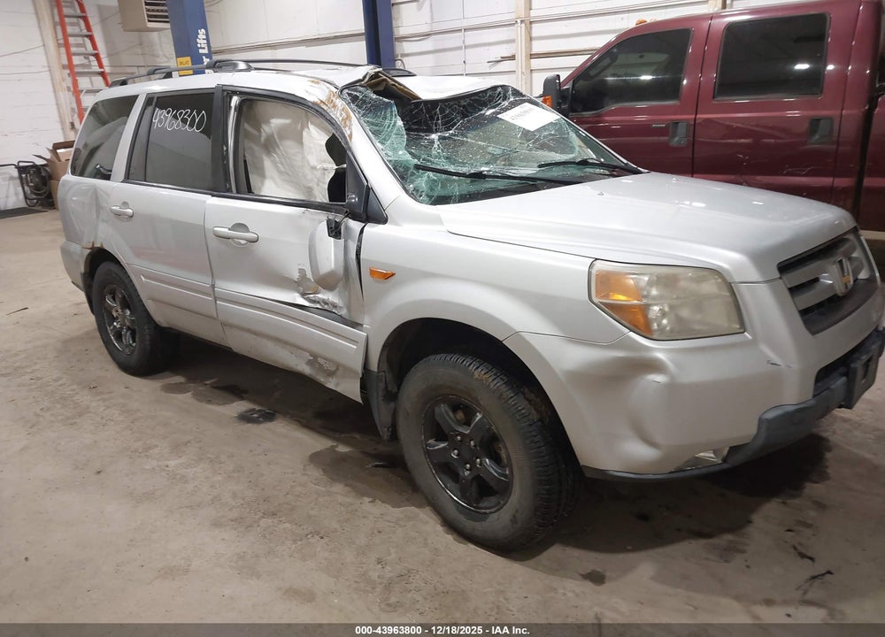 2008 HONDA PILOT EX VIN: 5FNYF18408B056399