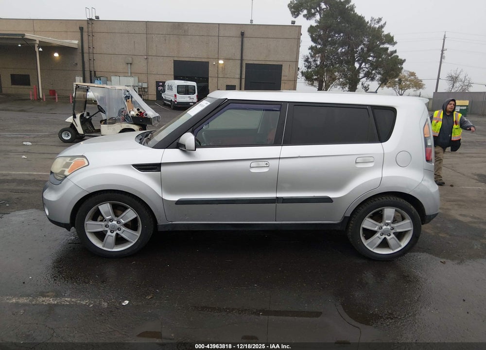 2010 KIA SOUL SPORT VIN: KNDJT2A23A7176766