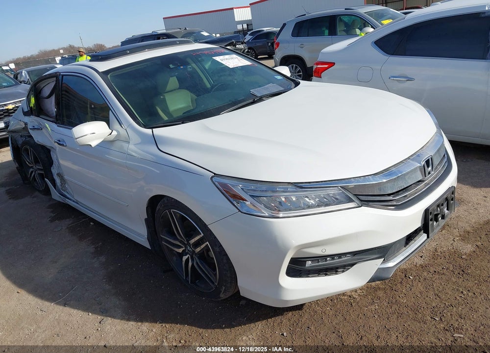 2017 HONDA ACCORD TOURING V6 VIN: 1HGCR3F96HA019301