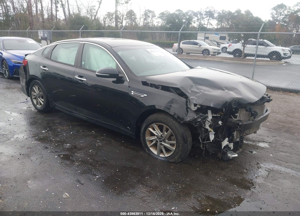 2019 KIA OPTIMA LX VIN: 5XXGT4L36KG322436