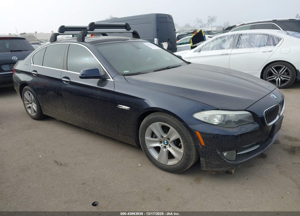2011 BMW 528I VIN: WBAFR1C50BC742636