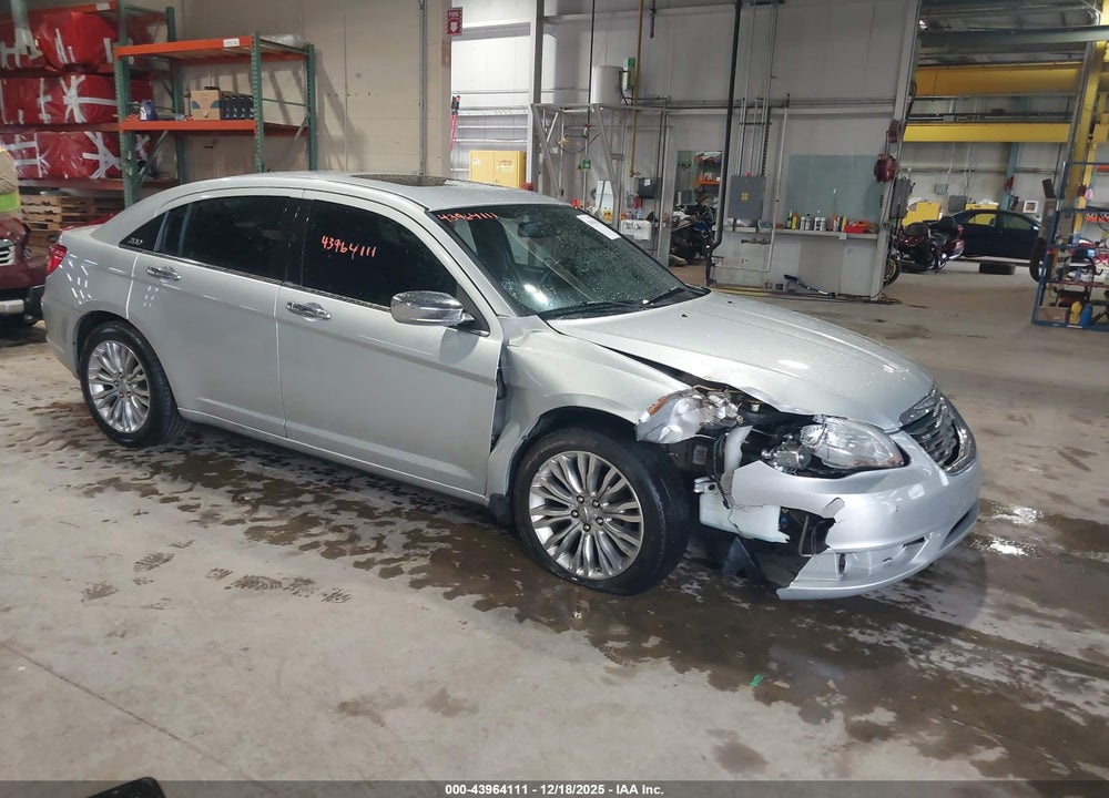 2012 CHRYSLER 200 LIMITED VIN: 1C3CCBCB3CN197223