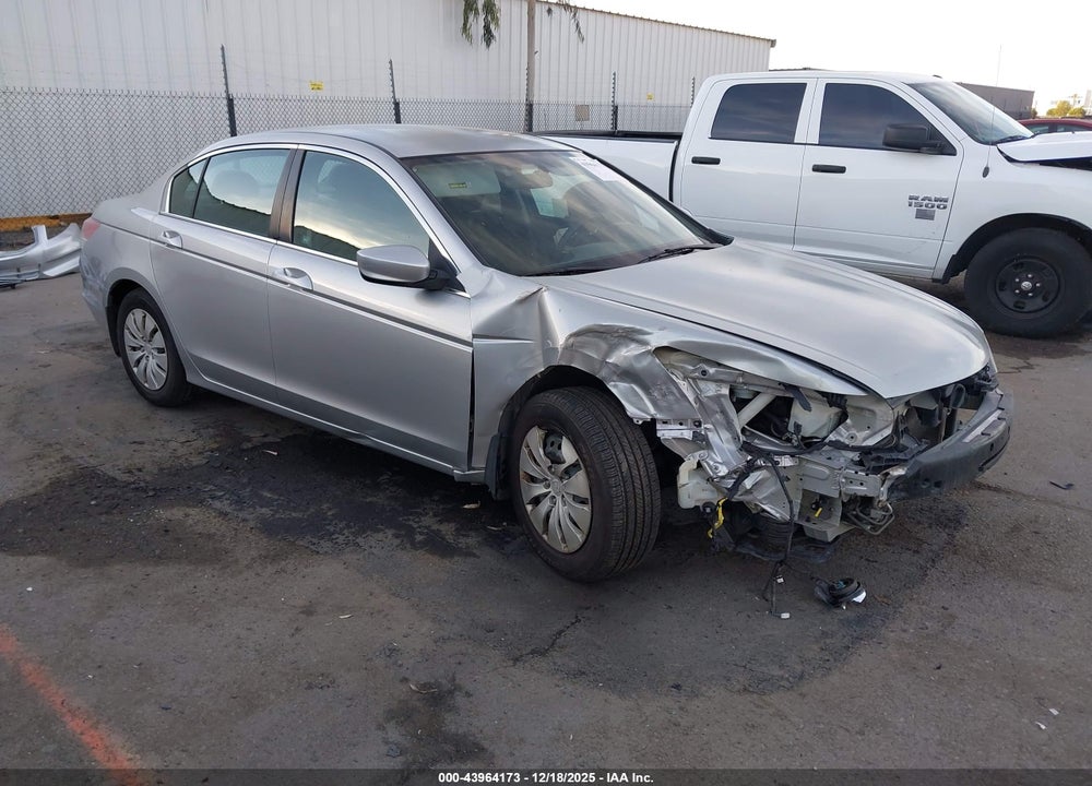 2011 HONDA ACCORD 2.4 LX VIN: 1HGCP2F38BA086226