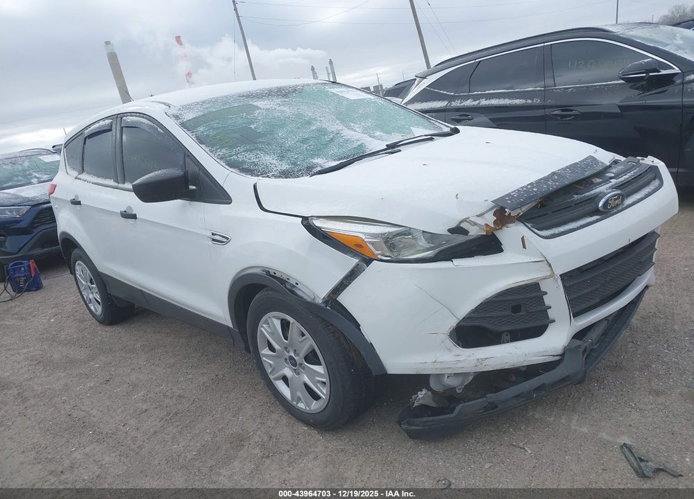 2016 FORD ESCAPE S VIN: 1FMCU0F78GUA63884