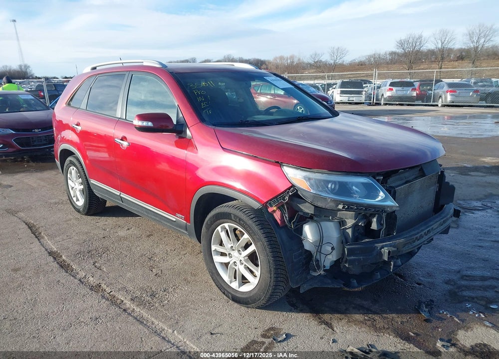 2014 KIA SORENTO LX VIN: 5XYKTCA66EG529944