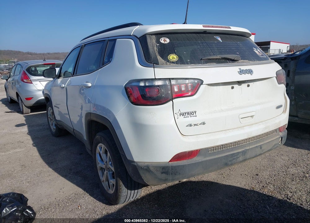 2025 JEEP COMPASS LATITUDE 4X4 VIN: 3C4NJDBN9ST505575