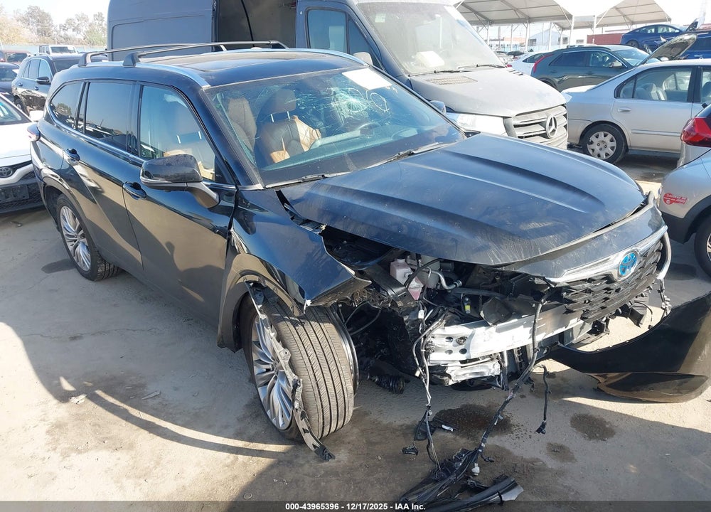2023 TOYOTA HIGHLANDER HYBRID PLATINUM VIN: 5TDFARAH4PS017410