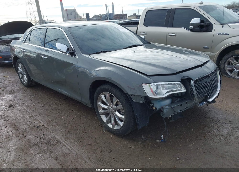 2018 CHRYSLER 300 LIMITED AWD VIN: 2C3CCAKG7JH181720