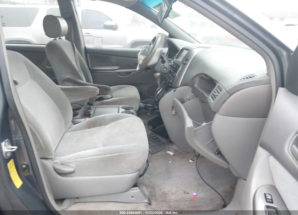2009 TOYOTA SIENNA CE VIN: 5TDZK23C29S231303
