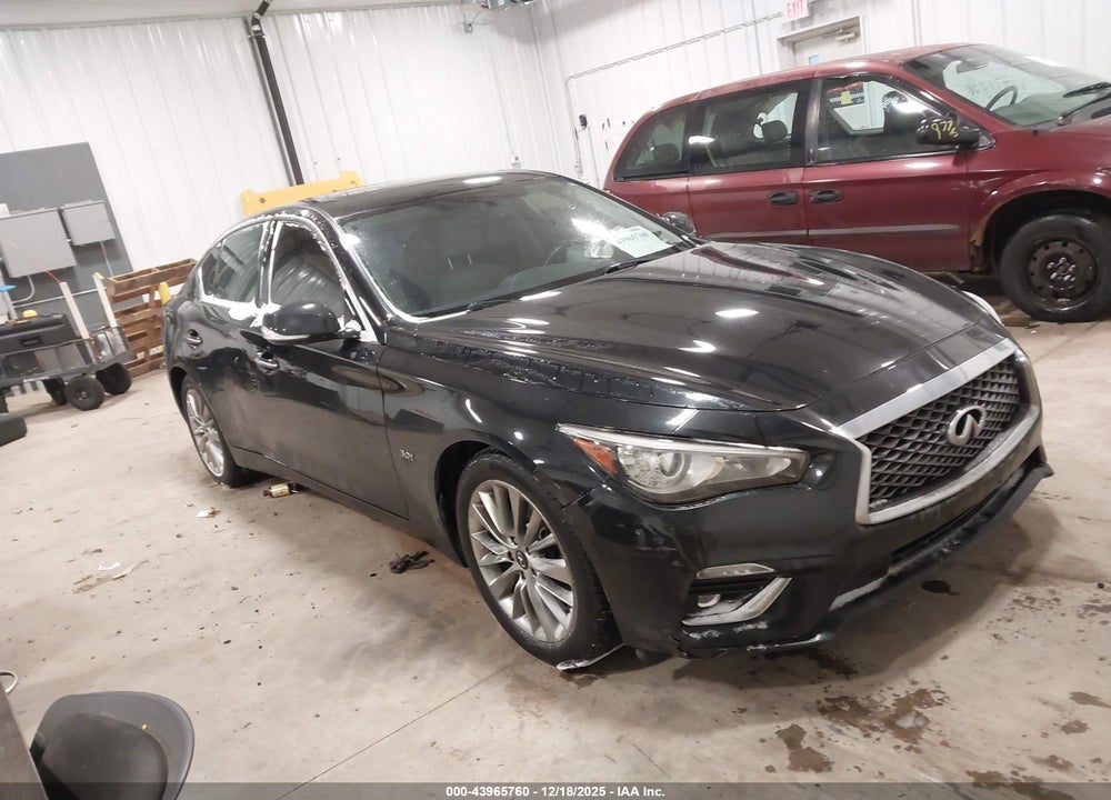 2019 INFINITI Q50 3.0T LUXE VIN: JN1EV7AR8KM553507