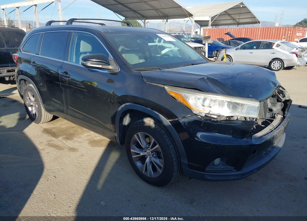 2015 TOYOTA HIGHLANDER XLE V6 VIN: 5TDKKRFH6FS053117