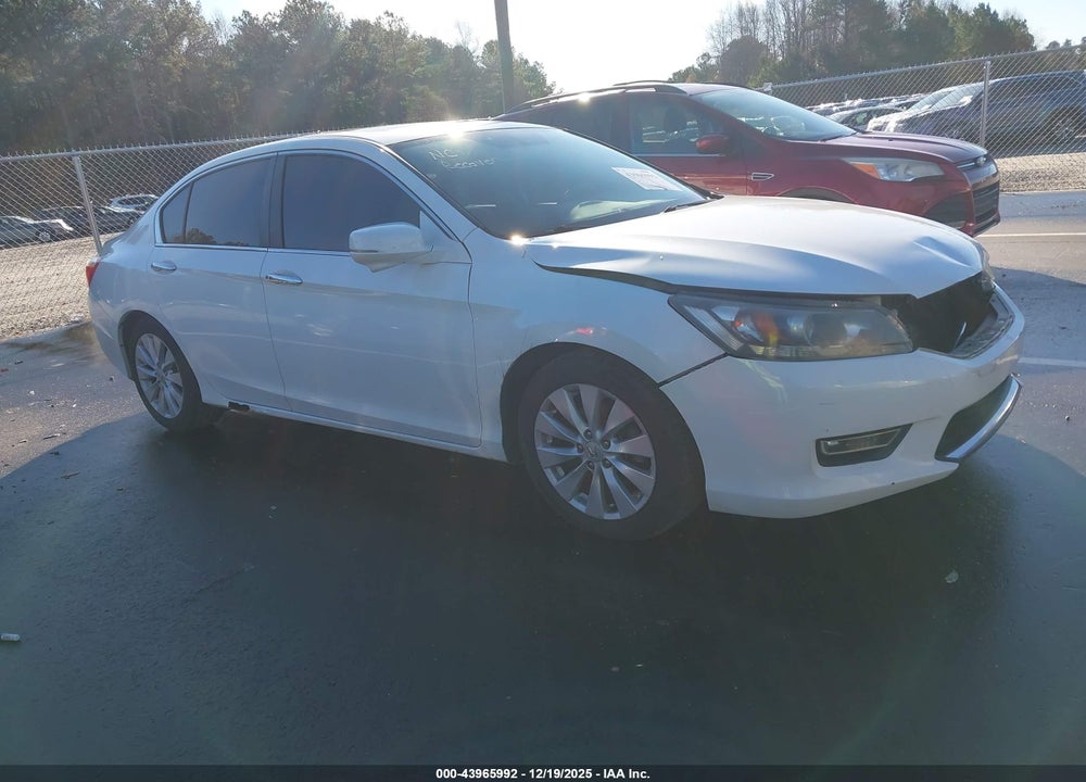2013 HONDA ACCORD EX VIN: 1HGCR2F71DA027213