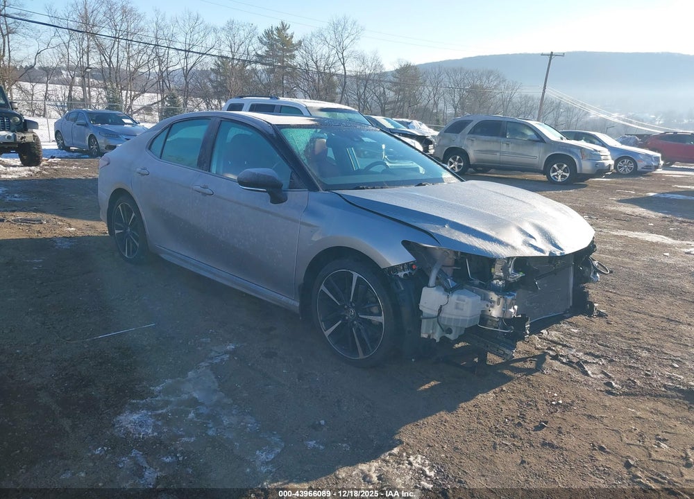 2019 TOYOTA CAMRY XSE VIN: 4T1B61HK8KU181729