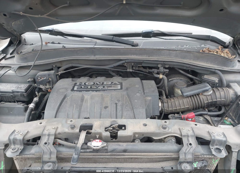 2007 HONDA PILOT LX VIN: 5FNYF28197B001153