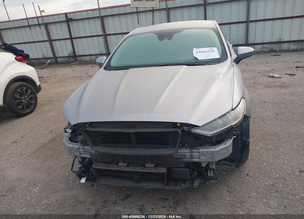 2020 FORD FUSION SE VIN: 3FA6P0HD7LR108199