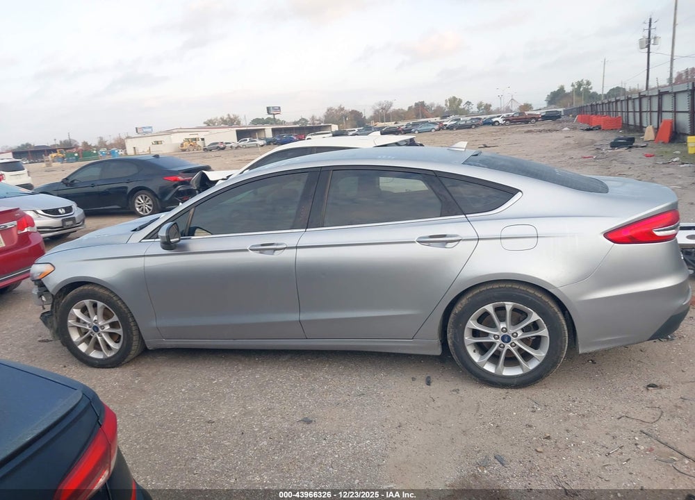 2020 FORD FUSION SE VIN: 3FA6P0HD7LR108199