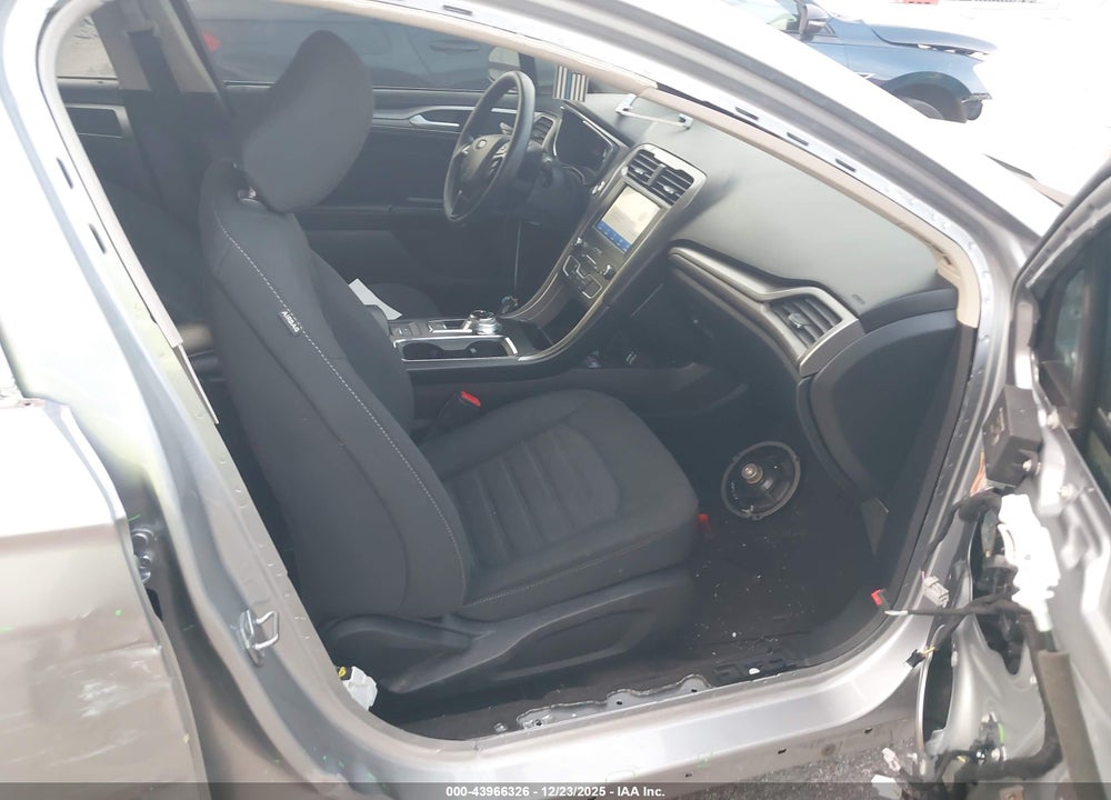 2020 FORD FUSION SE VIN: 3FA6P0HD7LR108199