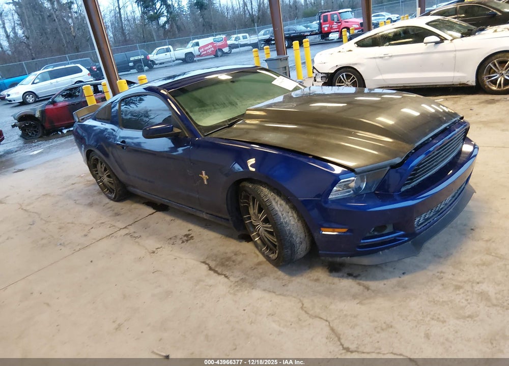 2014 FORD MUSTANG V6 PREMIUM VIN: 1ZVBP8AM8E5299667